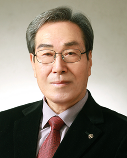 자유 기고가, 수필가 김 성 준