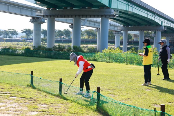 백암에 100억여원 투입 '파크골프장' 건설!